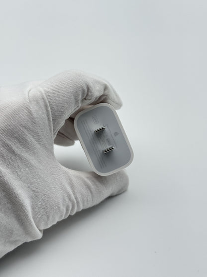 Set of 20W USB-C Power Adapter & USB-C to Lightning Cable (1 meter)