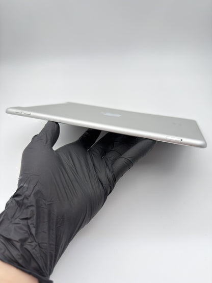 iPad 7th Generation 32GB Silver