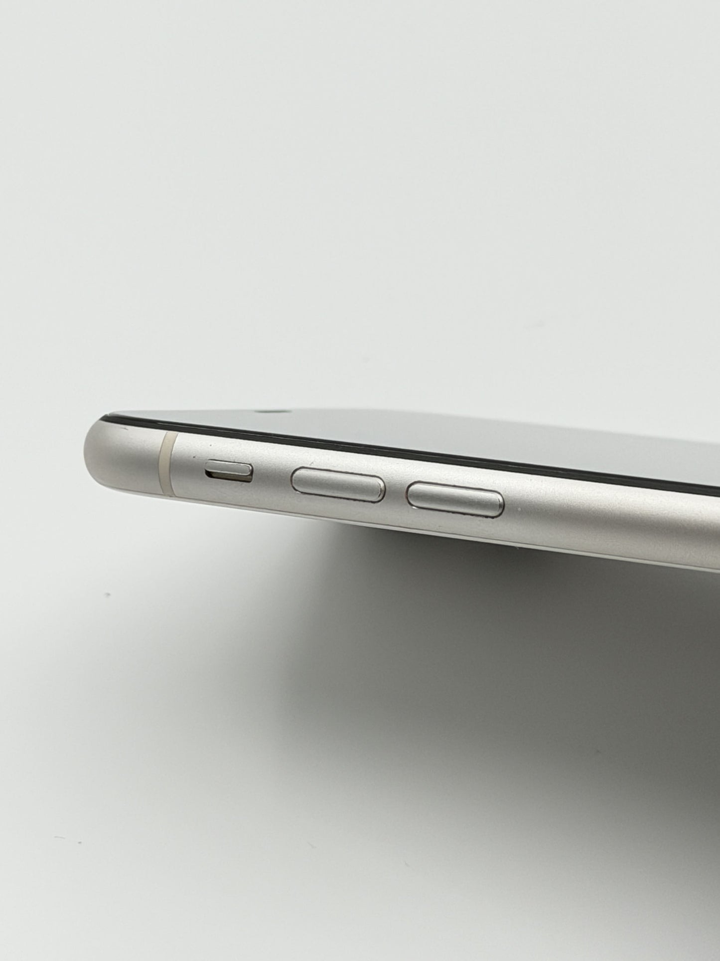 iPhone 11 128GB White