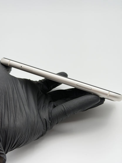 iPhone 11 128GB White