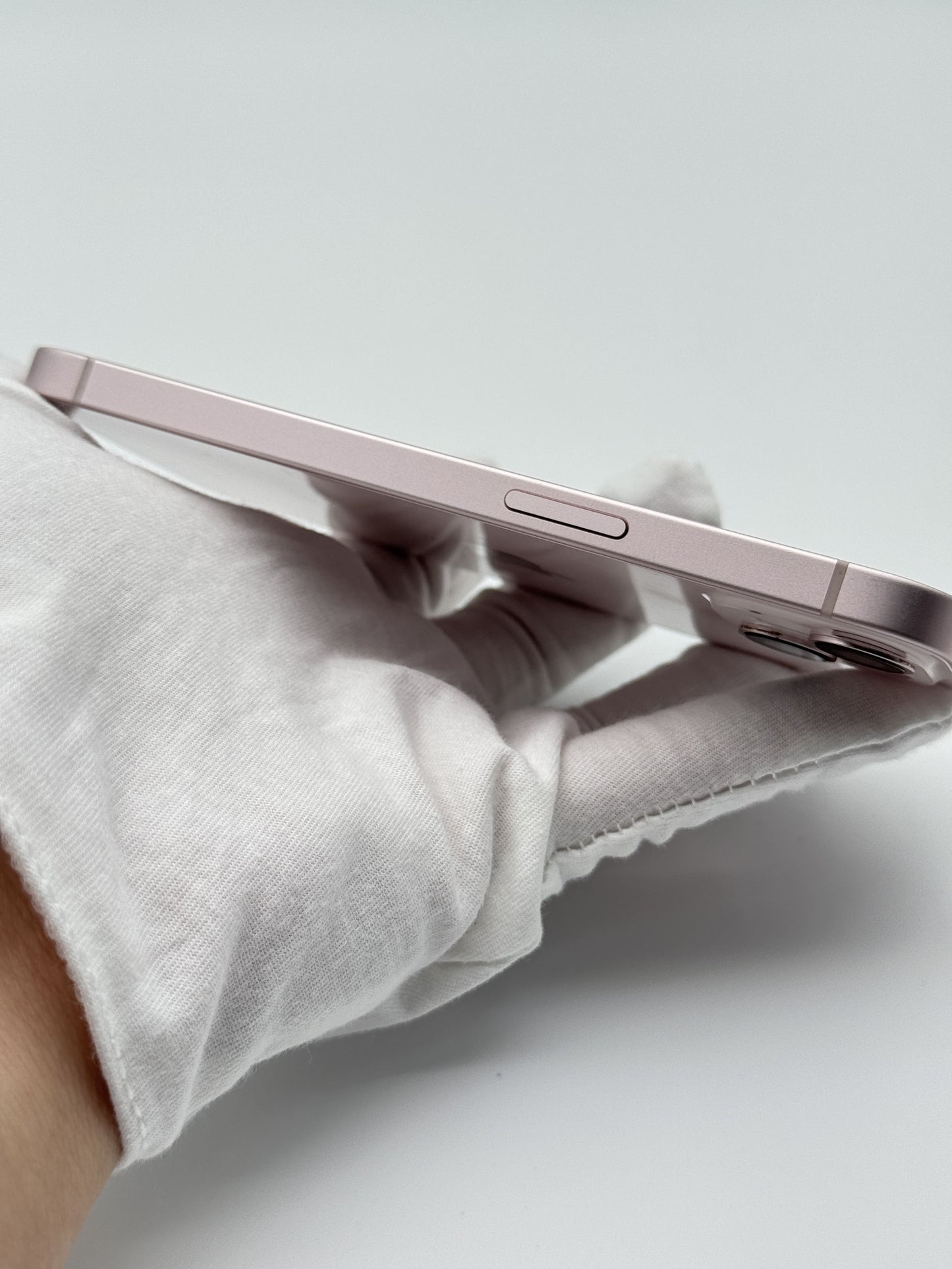 iPhone 13 256GB Pink