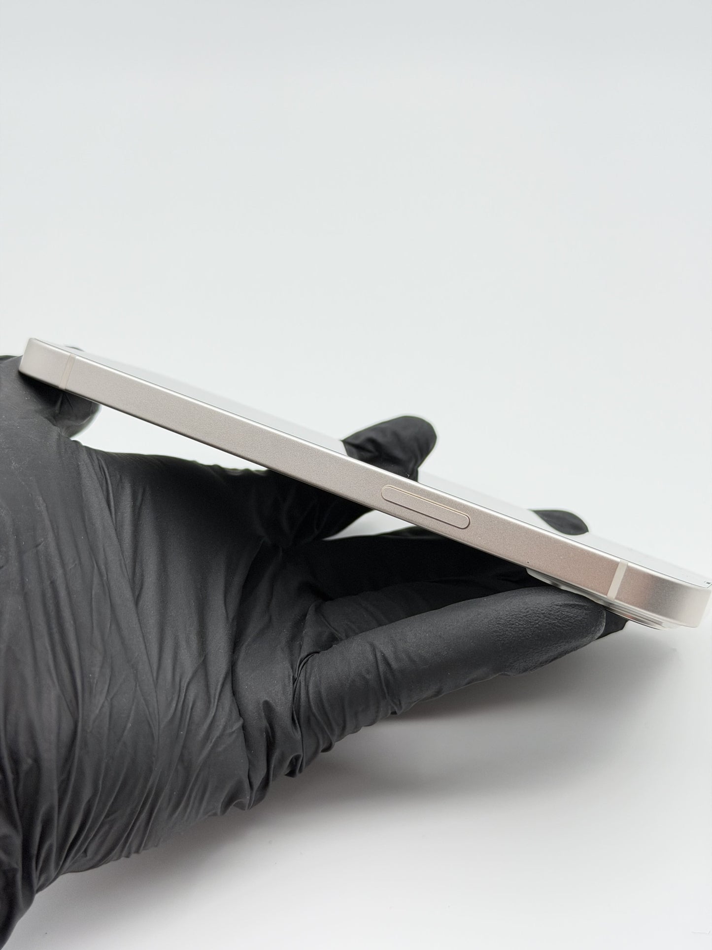 iPhone 13 512GB Starlight