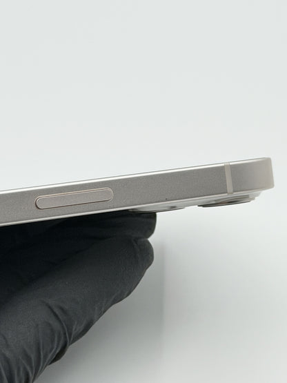 iPhone 13 512GB Starlight