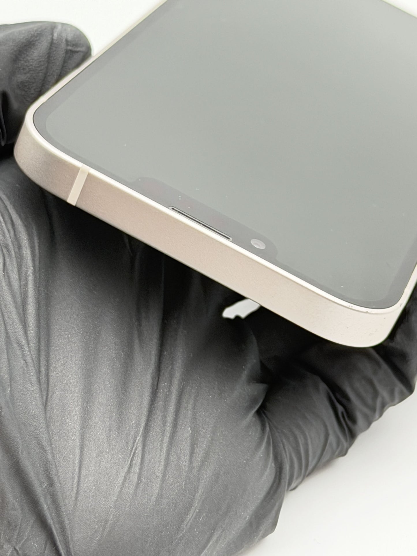 iPhone 13 512GB Starlight