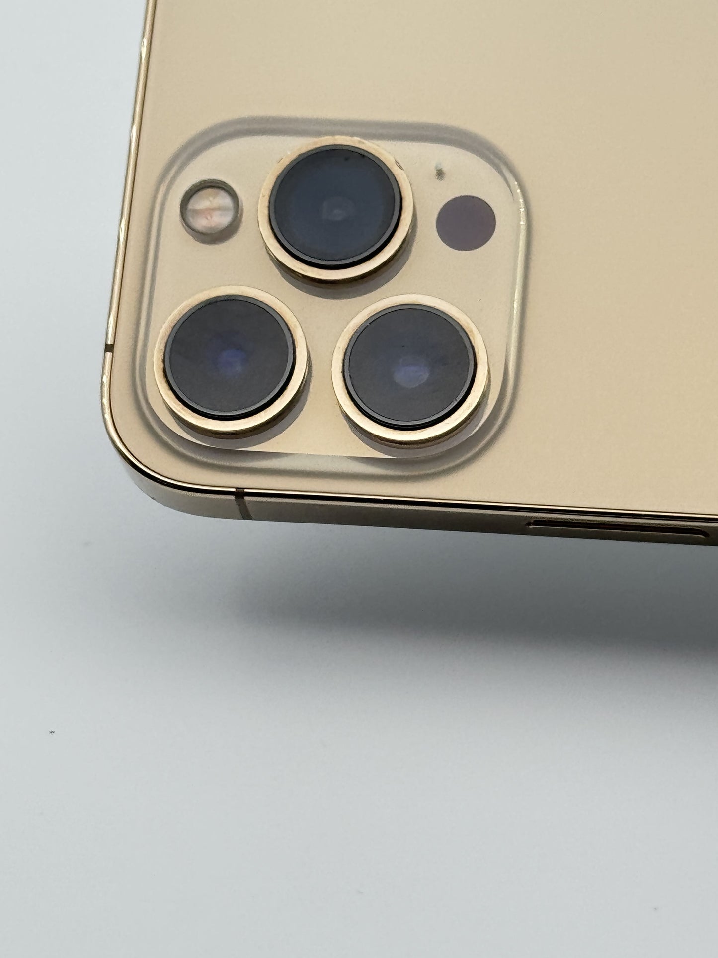 iPhone 13 Pro 256GB Gold